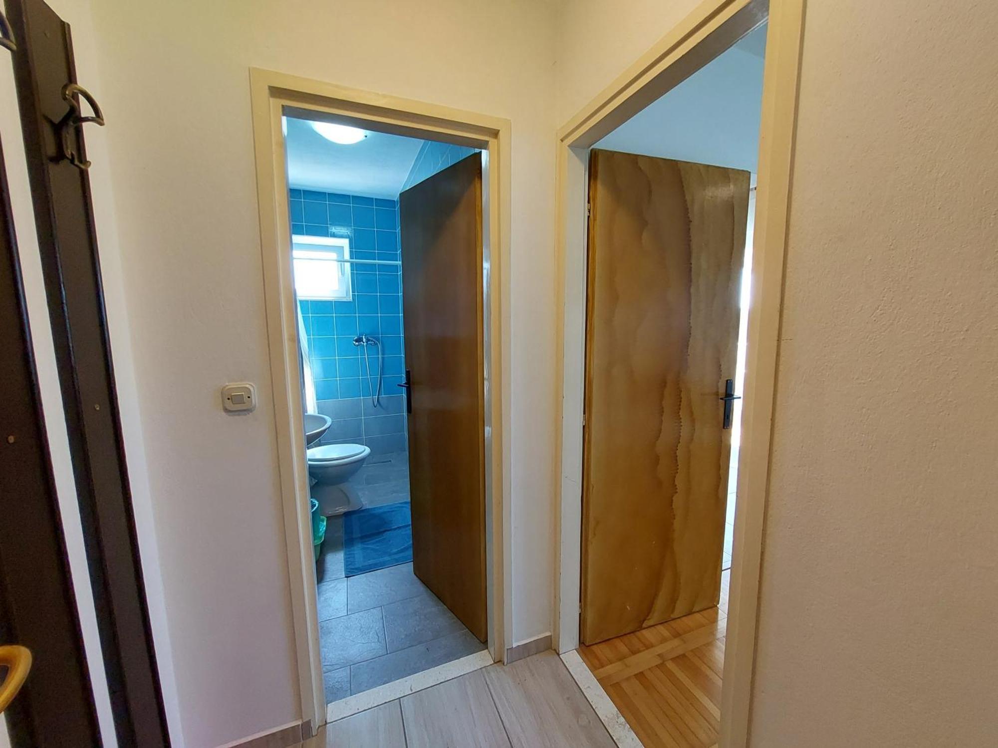 Apartmani Rahela 沃迪切 外观 照片
